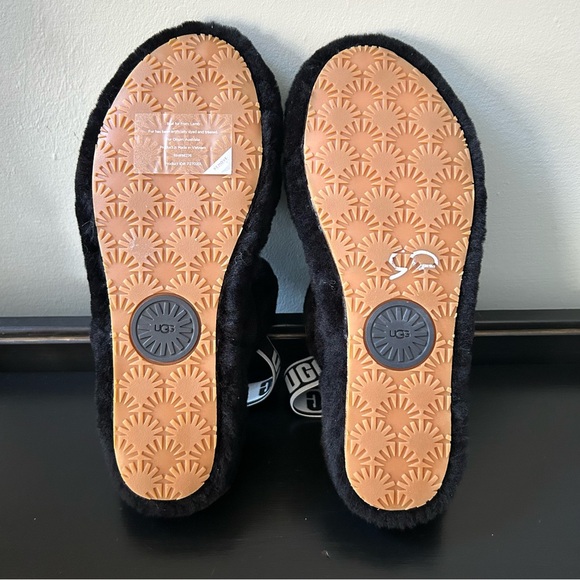 NWOB UGG Women’s Oh Yeah Black Slide Slipper, Size 10 - Picture 9 of 9